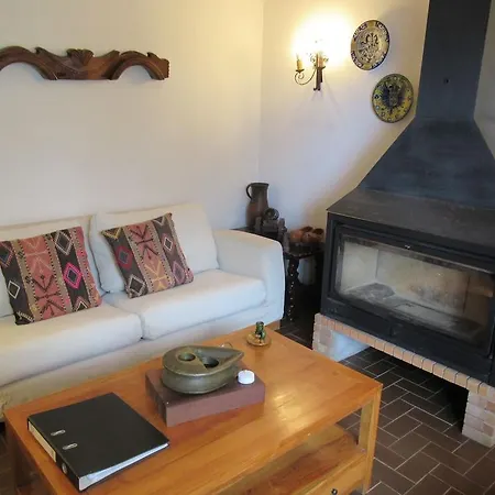 Holiday home Vivelorural Preciosa Casa Con Chimenea En *